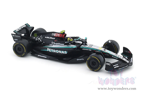 Bburago Formula Racing - Mercedes AMG Petronas F1 Team #44 Lewis Hamilton with Driver Formula One F1 W15 E Performance (2024) (1/43 scale diecast model car, Black) 18-38209/44