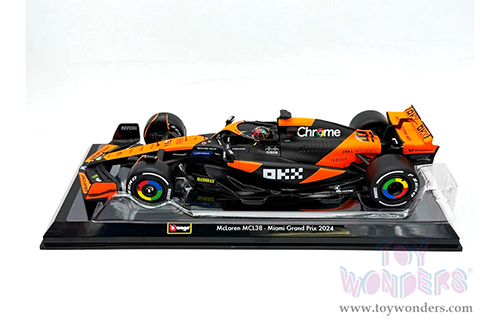 Bburago Formula Racing - Formula One F1 Assorted Racing Cars with Driver (1/24 scale diecast model car, Asstd.) 18-60060