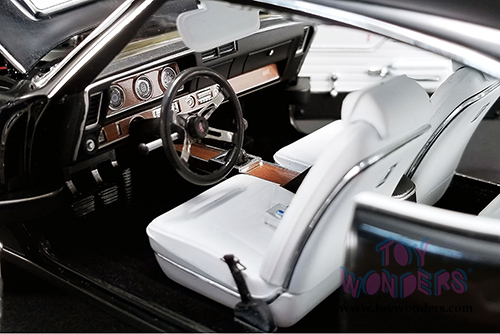 Acme - Oldsmobile&reg; 442 W-30 Hardtop (1970, 1/18 scale diecast model car, Ebony Black) 1805609