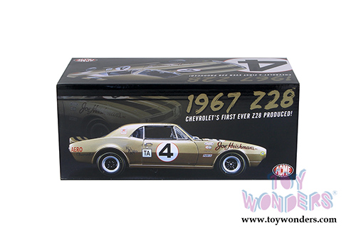 Acme - Chevy Camaro Z28 Hardtop (1967, 1/18 scale diecast model car, Gold w/Black) 1805703