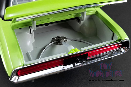 Acme | Sam Posey #76 Dodge Challenger Trans Am (1970, 1/18 scale diecast model car, Green) 1806009