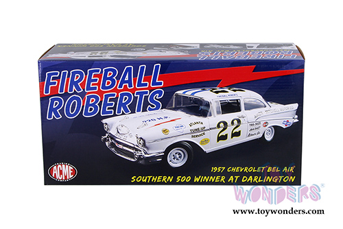 Acme - Fireball Roberts #22 Chevrolet&reg; Bel Air&reg; Hardtop (1957, 1/18 scale diecast model car, White) 1807002