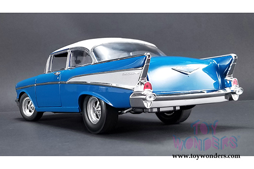 Acme - Chevrolet&reg; Bel Air&reg; Hot Rod Hardtop (1957, 1/18 scale diecast model car, Harbor Blue) 1807004