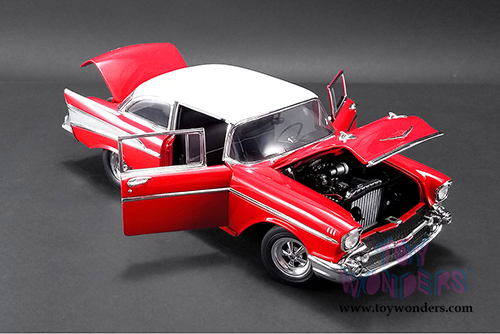 Acme - Chevrolet&reg; Bel Air&reg; Street - Strip Hardtop (1957, 1/18 scale diecast model car, Red/White) 1807005