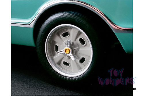 Acme - Chevrolet C-10 Holley Speed Shop Pickup Truck (1967, 1/18 scale diecast model car, Light Green) 1807204