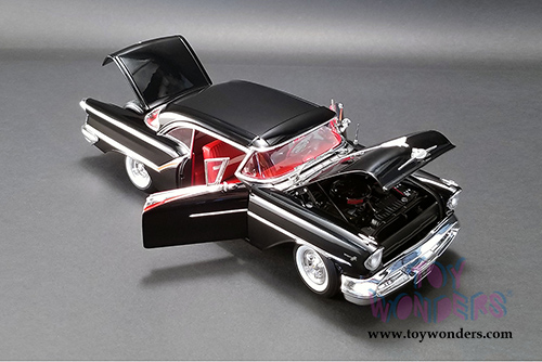 Acme - Oldsmobile&reg; Super 88 Hardtop (1957, 1/18 scale diecast model car, Black) 1808004