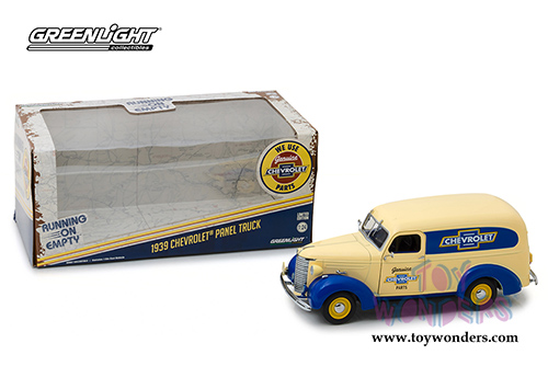 Greenlight - Running on Empty | Genuine Chevrolet&reg; Parts Chevrolet&reg; Panel Truck (1939, 1/24 scale diecast model car, Cream/Blue) 18242