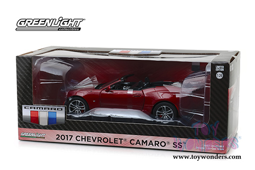 Greenlight - Chevrolet&reg; Camaro&reg; SS&trade; Convertible (2017, 1/24 scale diecast model car, Garnet Red Tintcoat) 18245