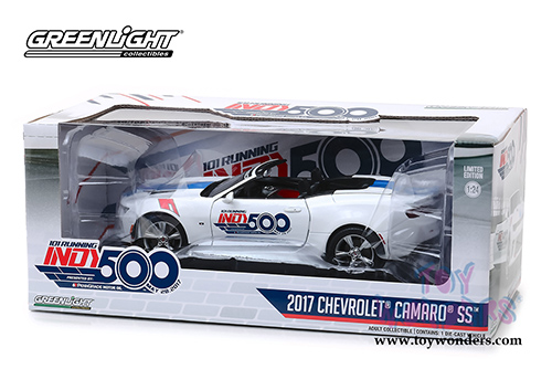 Greenlight - Chevrolet&reg; Camaro&reg; SS&trade; Convertible 101 Running Indy 500 Presented by PennGrade Motor Oil 500 Festival Event Car (2017, 1/24 scale diecast model car, White) 18247