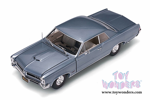 Sun Star USA - Pontiac® GTO™ Hardtop (1965, 1/18 scale diecast model car, Blue mist Slate) 1844