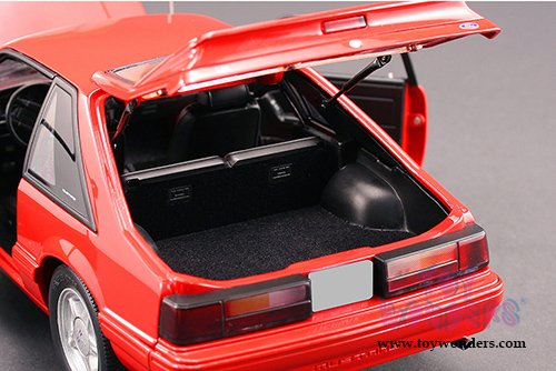 Greenlight - Ford Mustang LX Hard Top (1993, 1/18 scale diecast model car, Vermillion Red) 18804R