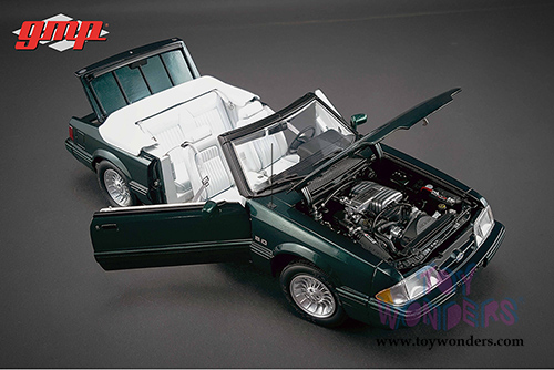 GMP - Ford Mustang 5.0L LX Convertible 7-UP edition (1990, 1/18 scale diecast model car, Emerald Green) 18815