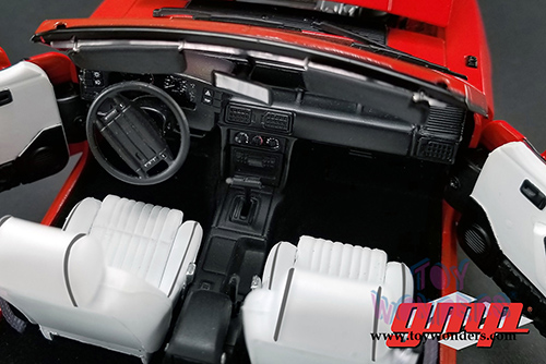 GMP - Ford Mustang LX 5.0L Convertible (1992, 1/18 scale diecast model car, Vibrant Red/White) 18822