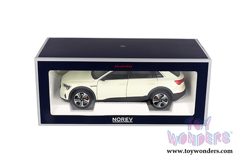 Norev - Audi E-Tron Hardtop (2019, 1/18 scale diecast model car, White Metallic) 188310