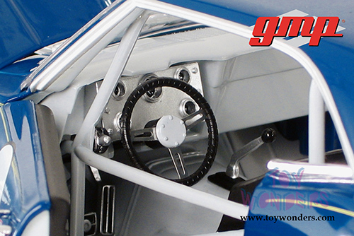 GMP - Chevrolet&reg; Trans Am Camaro&reg; Z/28 #15 Mark Donohue - Sunoco Penske Racing Hardtop (1967, 1/18 scale diecast model car, Blue) 18833