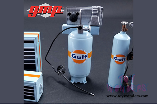 GMP - Gulf Oil Shop Tool Set 1 (1:18 Scale, Light Blue/Orange) 18872