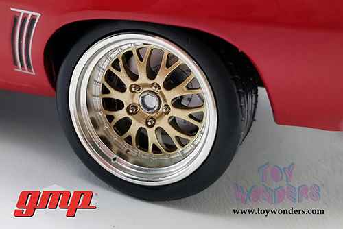 GMP - Chevrolet&reg; Camaro&reg; #1 Big Red Camaro Hardtop "The Original Outlaw Racer" (1969, 1/18 scale diecast model car, Red/White) 18882