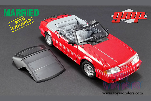 GMP - Ford Mustang 5.0 Convertible Red "Married with Children" (1987-1997) TV Series (1988, 1/18 scale diecast model car, Red) 18904