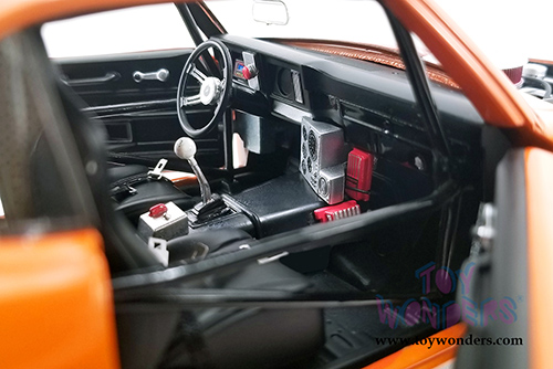 GMP/Acme - Chevrolet&reg; Camaro&reg; Hardtop Street Fighter Inferno (1969, 1/18 scale diecast model car, Orange/Black) 18906