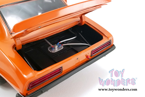 GMP/Acme - Chevrolet&reg; Camaro&reg; Hardtop Street Fighter Inferno (1969, 1/18 scale diecast model car, Orange/Black) 18906