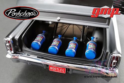 GMP - Pork Chop’s Ford Fairlane - Bootleg Hardtop (1966, 1/18 scale diecast model car, Silver) 18910