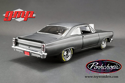 GMP - Pork Chop’s Ford Fairlane - Bootleg Hardtop (1966, 1/18 scale diecast model car, Silver) 18910