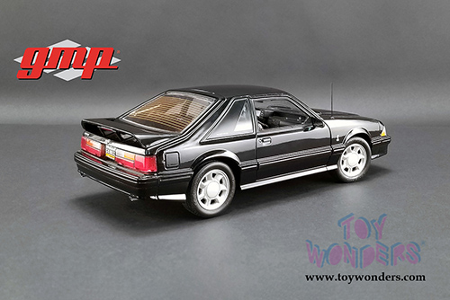GMP - Ford Mustang Cobra Hardtop (1993, 1/18 scale diecast model car, Black) 18921