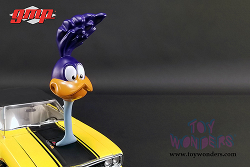 GMP - Plymouth Road Runner with "The Loved Bird" Road Runner Air Grabber Figure (1970, 1/18 scale diecast model car, Yellow/Black) 18924