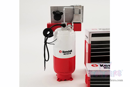 18962 GMP Greenlight Kendall Motor Oil Shop Tool Set model diecast car accessories