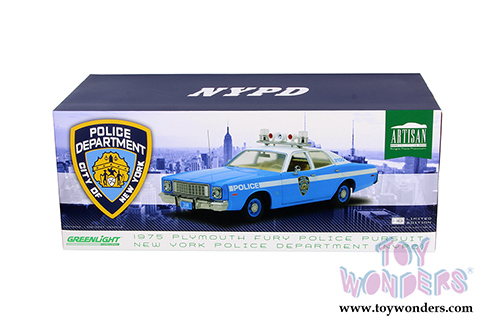 Greenlight - Artisan Plymouth Fury Police Pursuit - New York Police Department NYPD (1975, 1/18 scale diecast model car, Blue) 19043