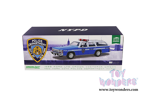 Greenlight - Artisan Ford LTD Crown Victoria Wagon New York Police Department NYPD (1988, 1/18 scale diecast model car, White/Blue) 19062