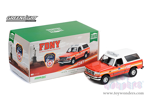 19118 Greenlight Artisan 1996 Ford Bronco model diecast car