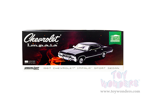 Greenlight - Artisan Chevrolet&reg; Impala Sport Sedan Hardtop (1967, 1/18 scale diecast model car, Tuxedo Black) 19119