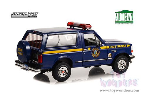  19121 Greenlight Artisan 1996 Ford Bronco XLT model diecast car