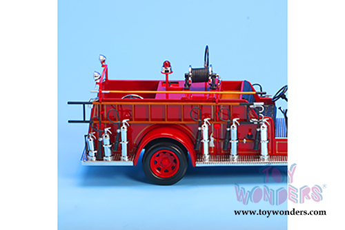 Lucky Road Signature - GMC Fire Truck (1941, 1/24 scale die cast model car) 20068R