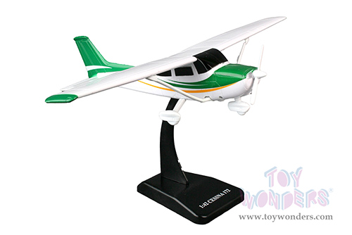 New Ray - Sky Pilot Cessna® 172 Skyhawk® with Wheel Model Kit (1/42 Scale plastic model, White/Green) 20665