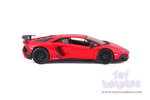BBurago -  Lamborghini Aventador LP 750-4 SV Coupé (1/24 scale diecast model car, Red) 21079R