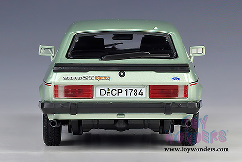 BBurago - Ford Capri Hard Top (1982, 1/24 scale diecast model car, Green) 21093GN