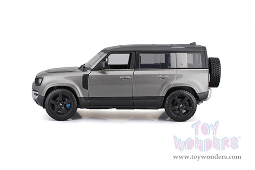 BBurago - Land Rover Defender 110 (2022, 1/24 scale diecast model car, Silver) 18-21101SV