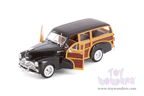 Showcasts® Collectibles - Chevrolet® Fleetmaster™ (1948, 1/24 scale diecast model car, Asstd.) 22083/4D MAP: $19.99