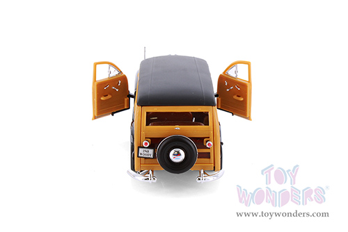 Showcasts® Collectibles - Chevrolet® Fleetmaster™ (1948, 1/24 scale diecast model car, Asstd.) 22083/4D MAP: $19.99