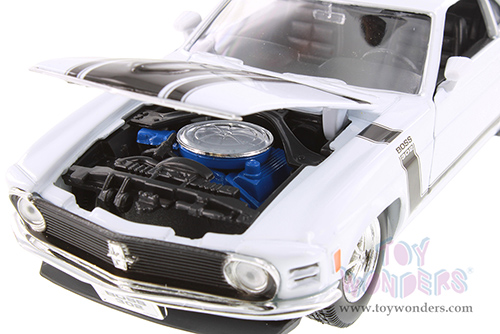 Showcasts® Collectibles - Ford Mustang Boss 302 (1970, 1/24 scale diecast model car, Asstd.) 22088/4D MAP: $19.99