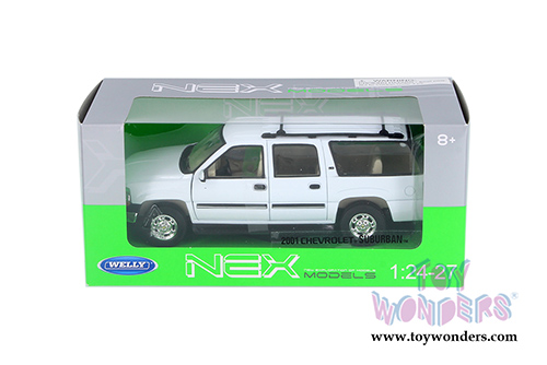 Welly - Chevrolet&reg; Suburban&trade; (2001, 1/24 scale diecast model car, White) 22090WWT