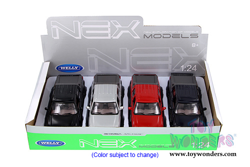 Welly - Chevy Avalanche Pick Up (2002, 1/24 scale diecast model car, Asstd.) 22094/4D