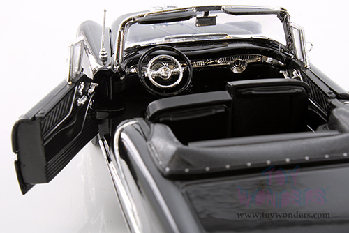 Showcasts® Collectibles - Oldsmobile™ Super 88™ Convertible (1955, 1/24 scale diecast model car, Asstd.) MAP: $19.99