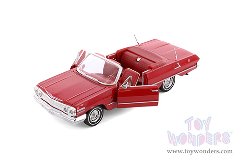 Showcasts® Collectibles - Chevrolet® Impala Convertible (1963, 1/24 scale diecast model car, Asstd.) 22434/4D MAP: $19.99
