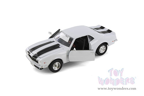Showcasts® Collectibles - Chevrolet® Camaro® Z28 (1968, 1/24 scale diecast model car, Asstd.) 22448/4D MAP: $19.99