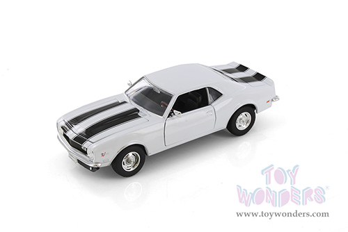 Welly - Chevrolet&reg; Camaro&reg; Z28 (1968, 1/24 scale diecast model car, White) 22448WWT