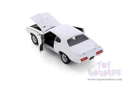 Welly - Pontiac® GTO™ Hardtop (1969, 1/24 scale diecast model car, White) 22501W/W