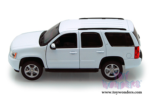 Welly - Chevrolet&reg; Tahoe&reg; SUV (2008, 1/24 scale diecast model car, White)  22509W/WT